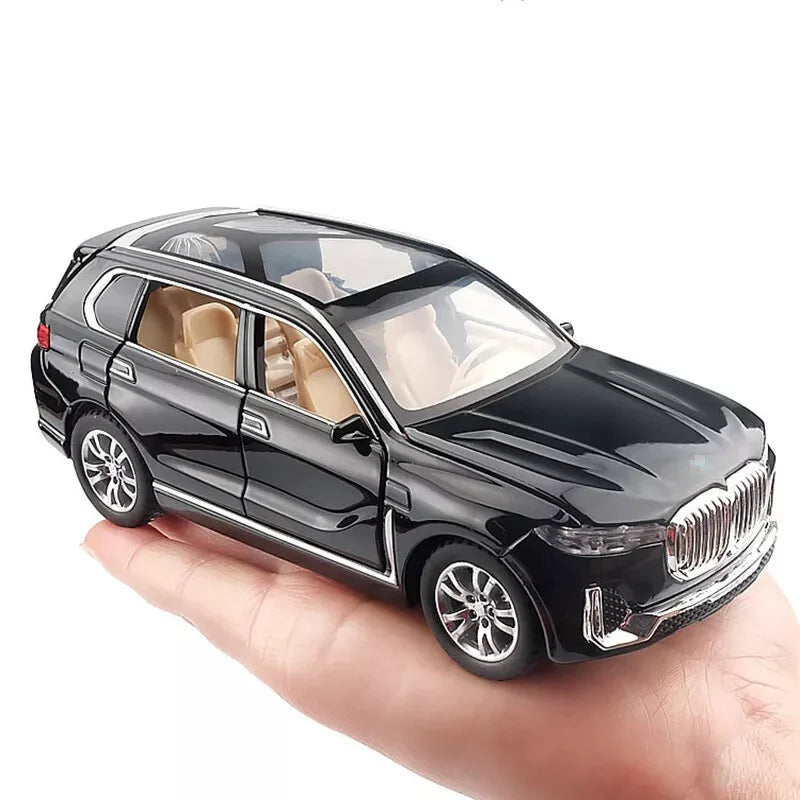 ARNIYAVALA 1:32 BMW X7 Diecast SUV Toy Car π with Sound πΆ, Light π‘, Pull Back Action π οΈ, and Collectible Metal Design π§