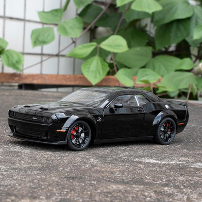 1/24 Dodge Challenger Hellcat Model Car, Zinc Alloy Pull Back Toy car with Sound and Light for Kids Boy Girl Gift